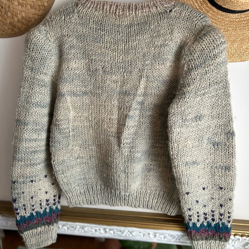 True Vintage 70’s Handmade Wool Sweater Multicolor Knit and Embroidered details - Picture 7 of 9